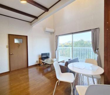 Hinasecho Hinase Villa | ist villa 04 Ocean Escape Sleeps 3