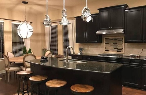 Wetmore House | Italian Hill Country Home - 5 min from La Cantera