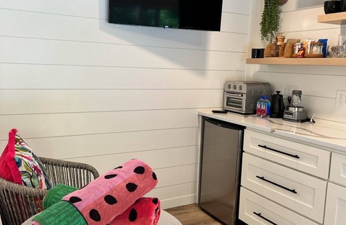 Norton Shores Apartment | It’s time to start planning your summer vacation! Book your stay now!