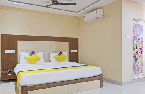 Ninnimamidi Hotel | Itsy Hotels Abhitej Inn