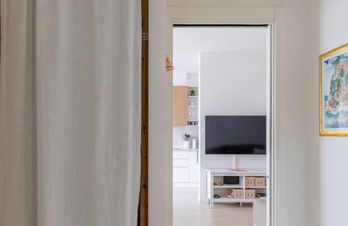 Bolognina Apartment | Ivory Apartment by Wonderful Italy