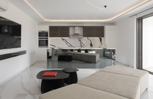 Perama Villa | Ivory Villa, Pool, Heated SpaWhirlpool, Sauna & Gym