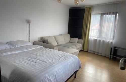 Jibert Apartment | Iza-bella 2