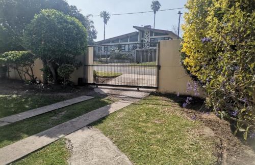 East London Apartment | Izibusiso Guest room