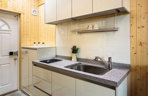 Seongsan Condo | J&J Pension