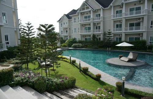 Nong Nam Daeng Apartment | J-Koayai for 3 person & The Ribman