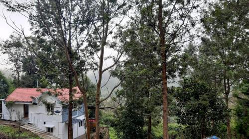 Kanthalloor Hotel | jacaranda resorts