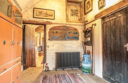 Gloucester House | Jackdaw's Roost