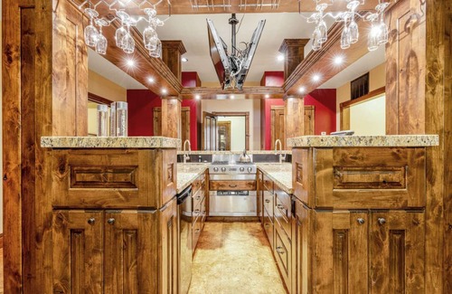 Jackson Hole Hotel | Jackson - 3 Bedroom Suite