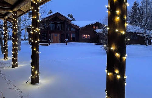 Wilson House | Jackson Hole - Private Wilson Retreat on 3.5 acres with Teton Views