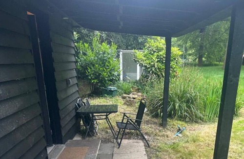 Watford Apartment | Jacuzzi Barn