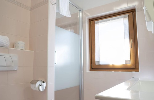 Cavedago Apartment | [Jacuzzi & Nature] The House of the Mountain