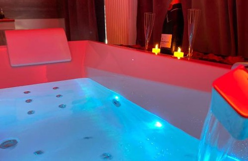 Goussainville Apartment | Jacuzzi Privatif SPA TUGY