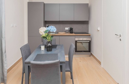 Ercolano Apartment | Jacuzzi Suite with Sea View near Amalfi Coast & Naples