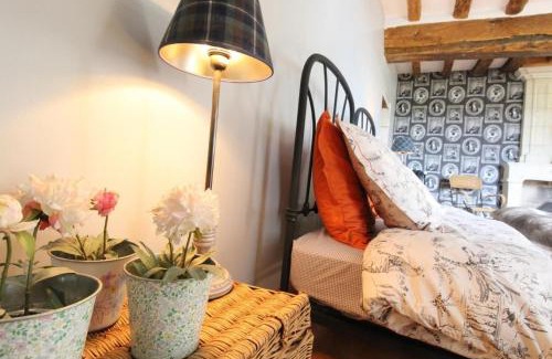 Fontevraud-l'Abbaye Bed & Breakfast | Jallanges