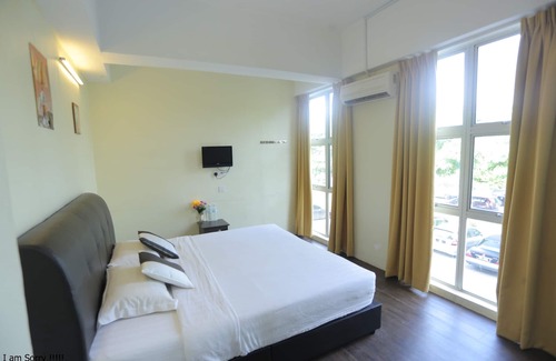 Kota Warisan Hotel | JAM Hotel near ERL Salak Tinggi Sepang