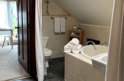 James Bay Apartment | James Bay Community