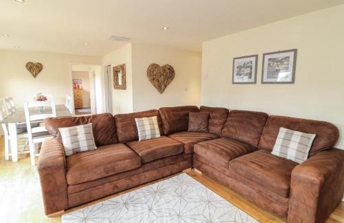 Brigg House | James Ville Marina Lodge 9