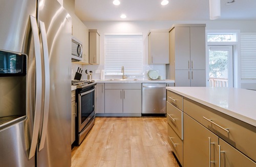 Beaverton House | Jan-Mar, 30%Monthly Discount/4B house in Beaverton