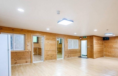Seo-gu Apartment | Jangtaesan Luce Pension