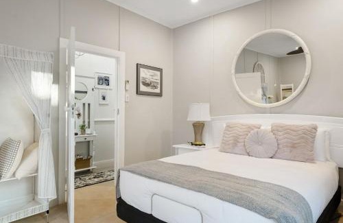 Broke House | Janie s Cottage Secluded Wine Country Home
