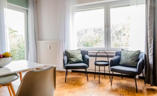 Dehrn Apartment | janu-homes - 3 Zimmer Apartment - 7 Betten, Lahnblick vom Rheinberg