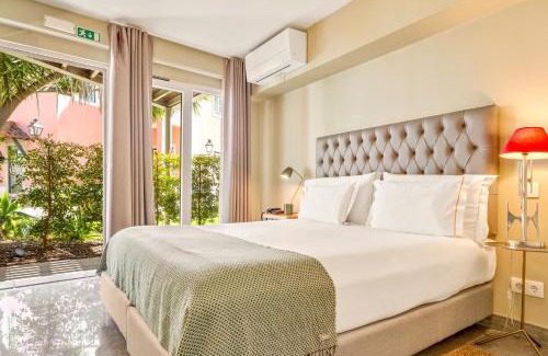 Lisbon Old Town Hotel | Jardim da Lapa by Shiadu