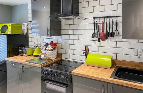 Thornton-Cleveleys House | Jasmin's Retreat