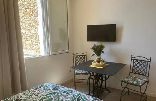 Cotignac Apartment | Jasmin Studio Cotignac Village