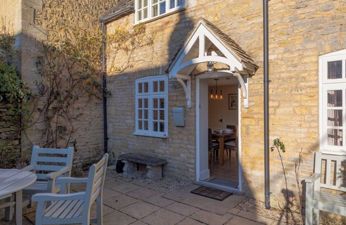 Bourton House | Jasmine Cottage-2BD in Heart of Bourton