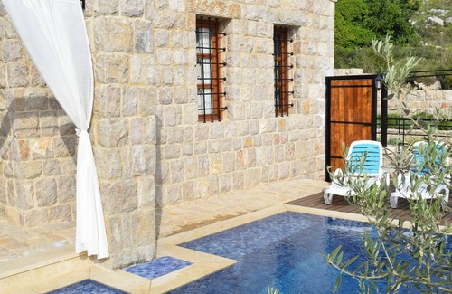Beiteddine Cottage | Jasmine @ Ethos