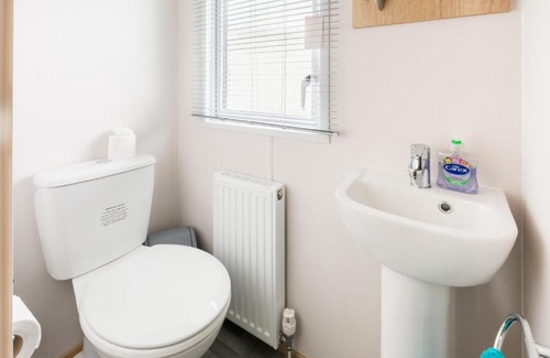 South Cerney Ski Chalet | Jasmine