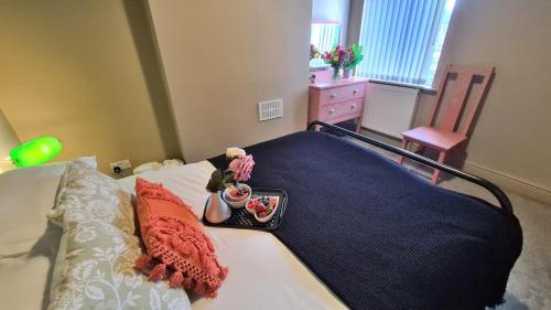 Forsbrook House | Jasper's by Spires Accommodation within easy reach of Trentham Gardens