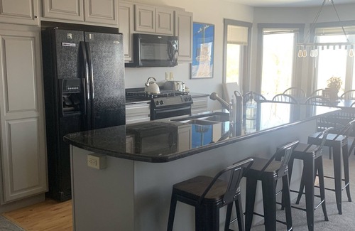 North Troy Condo | Jay Peak Ski-In⛷️Ski-Out Bliss – Just Steps from Grammy Jay!