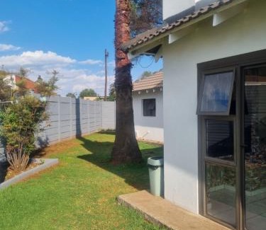 Vanderbijlpark Bed & Breakfast | Jazreel b&b