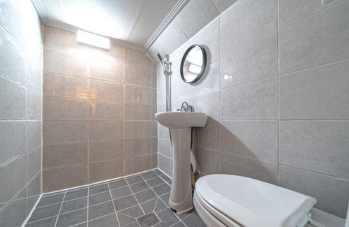 Jecheon House | Jecheon de Tours Camp Club