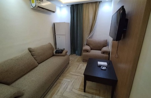 King Abdul Aziz Road Apartment | Jeddah Grand Beach