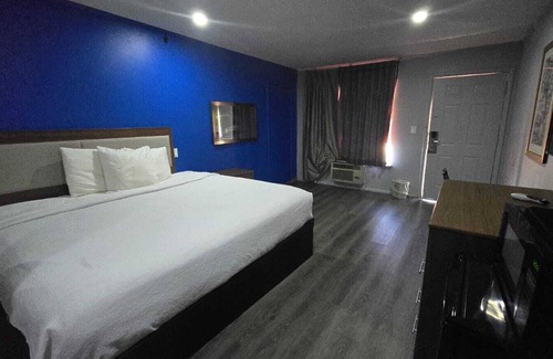 Prentiss Hotel | Jeffersonian Motor Inn by Townhouse, Prentiss MS