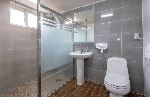 Namwon House | Jeju Bada Walking Pension