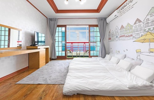 Andeok House | Jeju Badaaehyanggi Pension