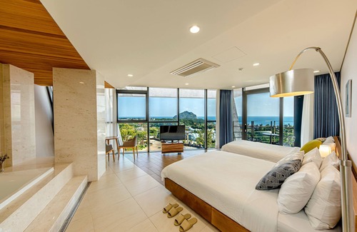 Songsan-dong Hotel | Jeju Bom Stay & Art Gallery