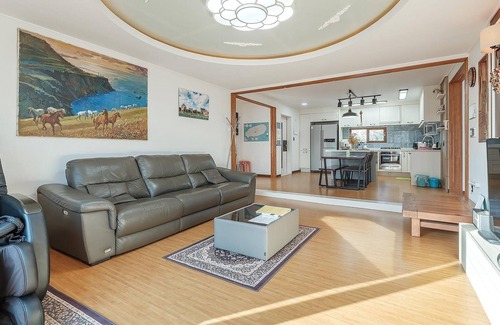 Aewol House | Jeju Brickninemansion