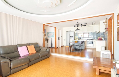 Aewol House | Jeju Brickninemansion