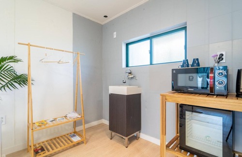 Jungmun House | Jeju Dalbam Pension