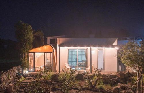 Jungmun House | Jeju Geumeum