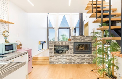 Pyeongdae-ri House | Jeju Geunalohu Pension