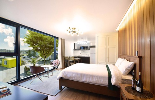 Aewol House | Jeju la Cour Pension