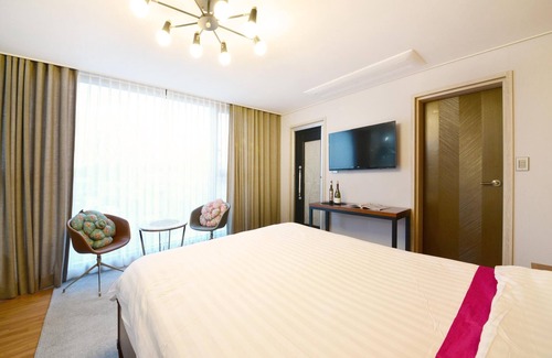 Aewol House | Jeju la Cour Pension