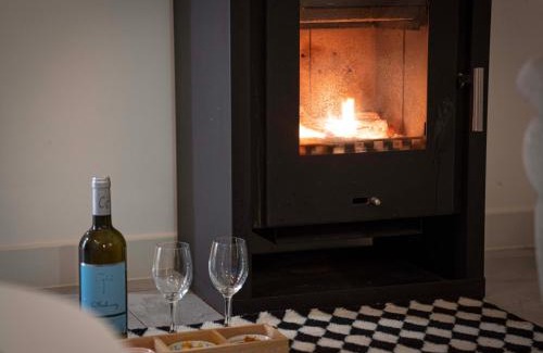 Hallim House | Jeju Love Stay Pink