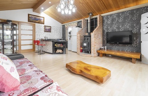 Aewol House | Jeju Oceancliffcottage